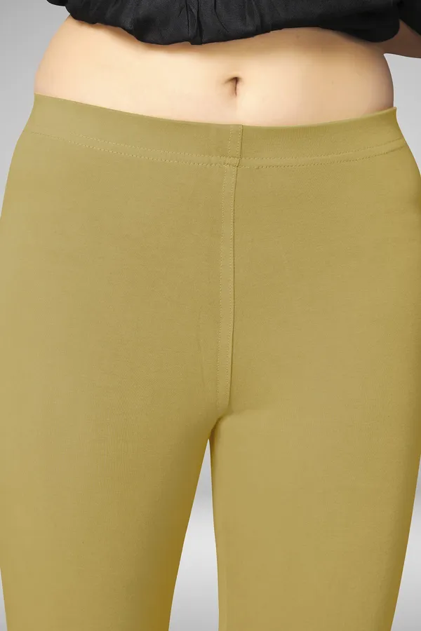 Brown_Cotton_Blend_Solid_Legging_For_Women
