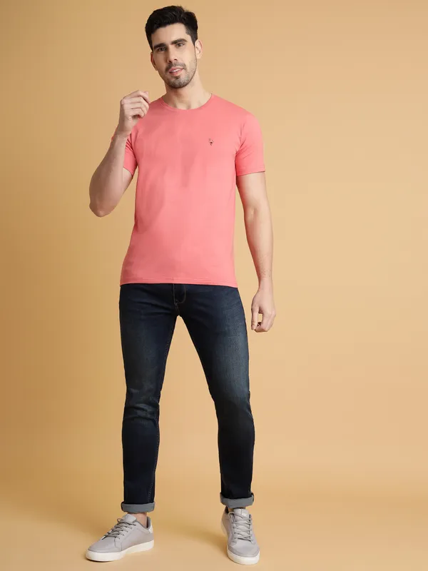 Pink_Cotton_Blend_Solid_T-Shirt_For_Men_&_Women
