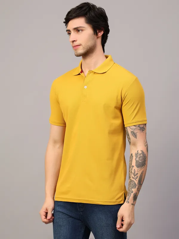 Yellow_Poly_Cotton_Solid_T-Shirt_For_Men