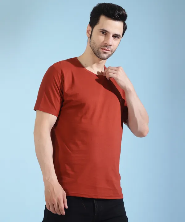 Brown_Cotton_Blend_Solid_T-Shirt_For_Men