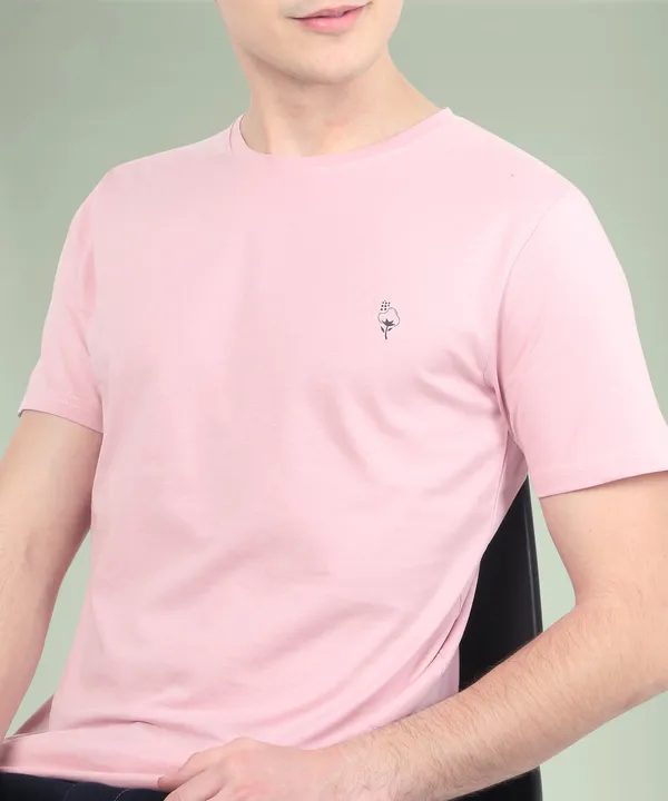 Pink_Cotton_Blend_Solid_T-Shirt_For_Men