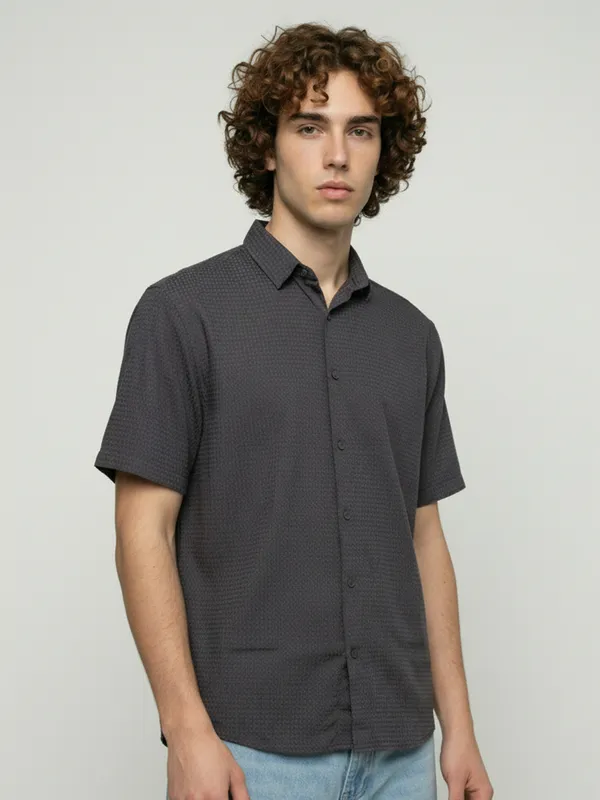 Men'S_Grey_Textured_Short_Sleeve_Casual_Shirt