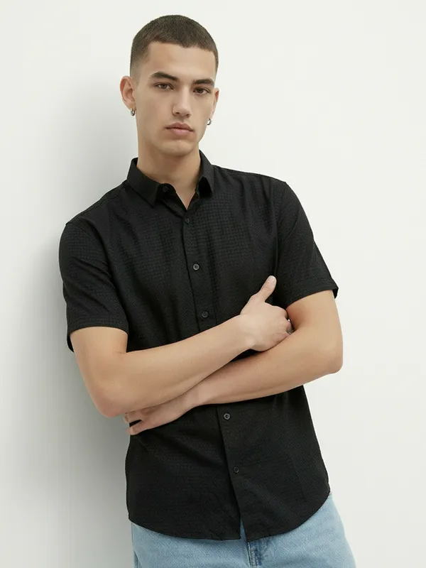 Men'S_Black_Textured_Short_Sleeve_Casual_Shirt