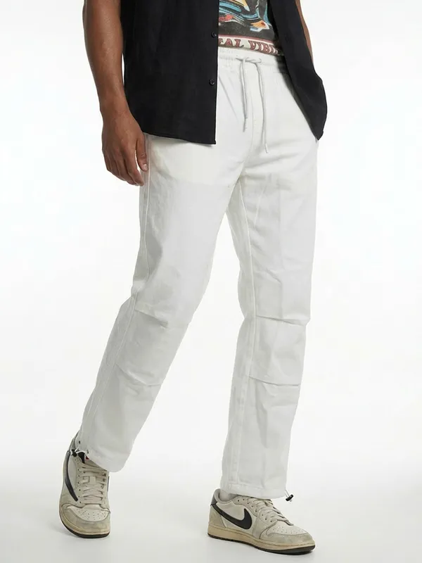 Men'S_White_Slim_Fit_Denim_Drawstring_Joggers