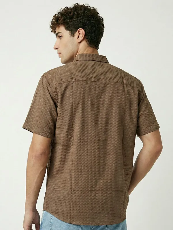 Men'S_Brown_Textured_Short_Sleeve_Casual_Shirt