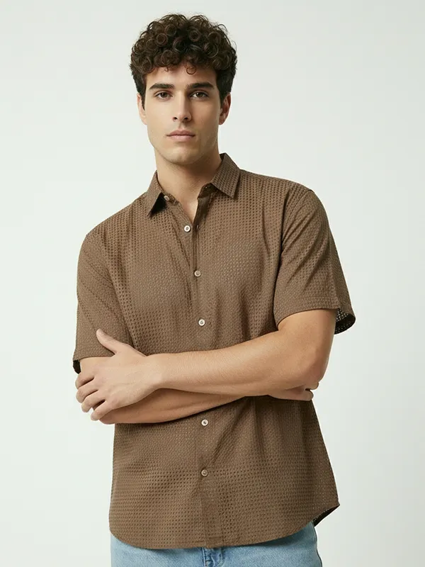 Men'S_Brown_Textured_Short_Sleeve_Casual_Shirt