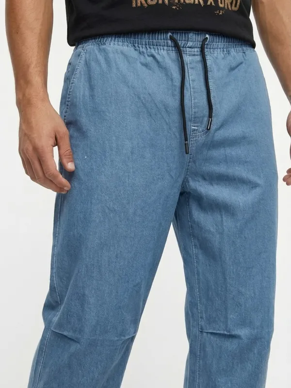 Men'S_Light_Blue_Denim_Drawstring_Joggers