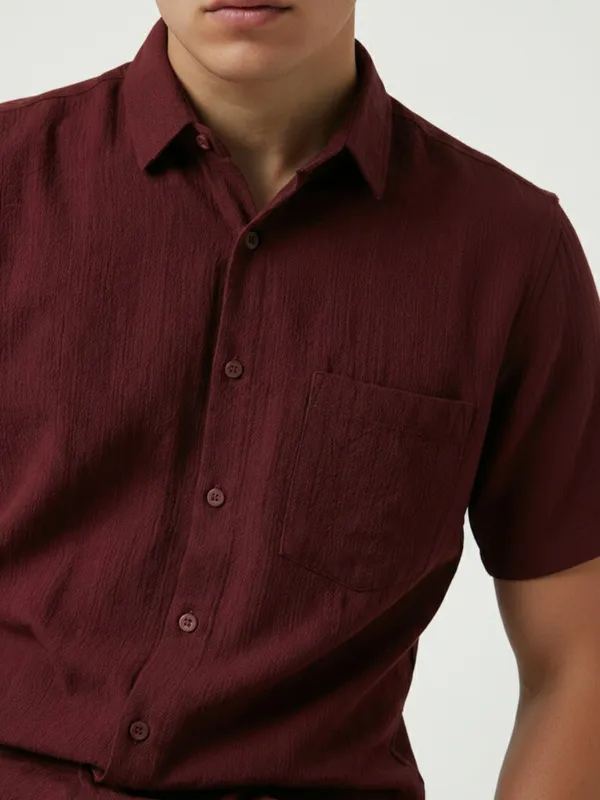 Men'S_Maroon_Short_Sleeve_Linen_Casual_Shirt