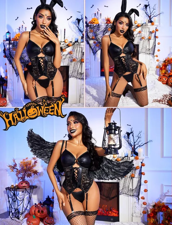Black_Faux_Leather_Corset_With_Garter_Belt_For_Women