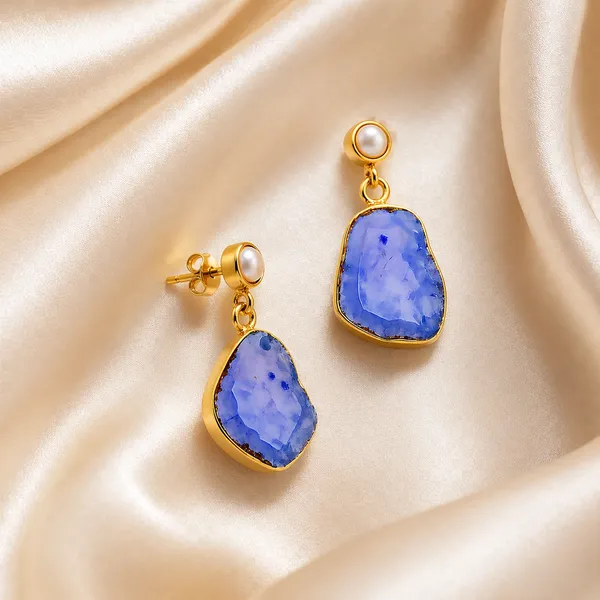 AURIM_BLAIR_EARRINGS_BRASS_STUD_NATURAL_CRYSTAL_GEODES_WITH_PEARL_BLUE