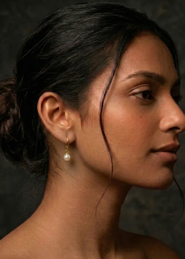 AURIM_BLAIR_EARRINGS_BRASS_PEARL_DANGLER_GOLDEN