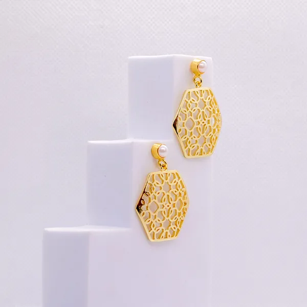 AURIM_BLAIR_EARRINGD_BRASS_GOLDEN_HONEYCOMB_FILGREE_WORK_WITH_REAL_PEARL