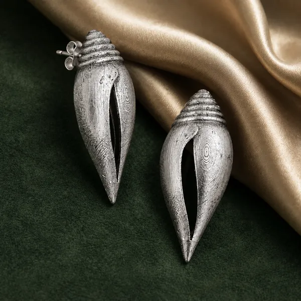 ANTIQUE_SILVER_CONCH_EARRINGS