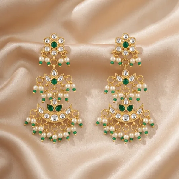 Emerald_Noor_Set_(with_Maan-tikka)_