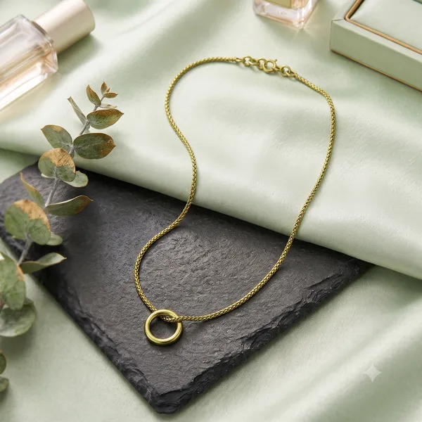 Eterna_Green_Gold_Circle_Pendant_Necklace