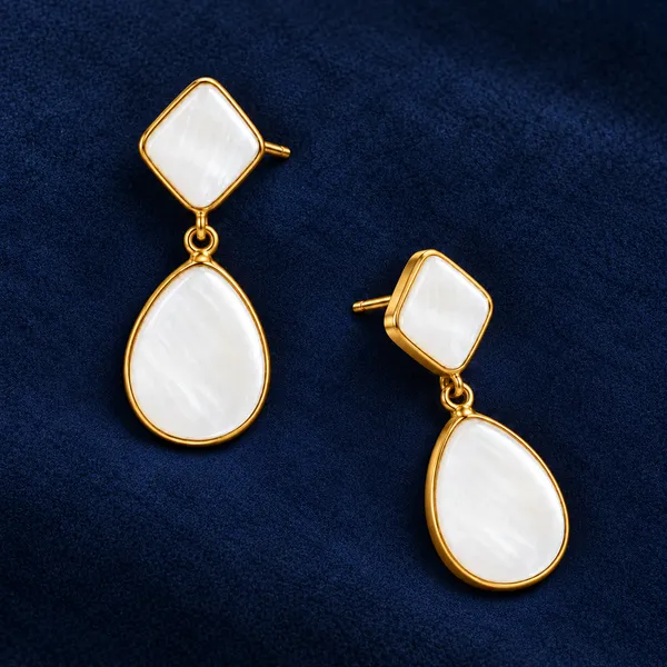 Ivory_Glow_Teardrop_Earrings