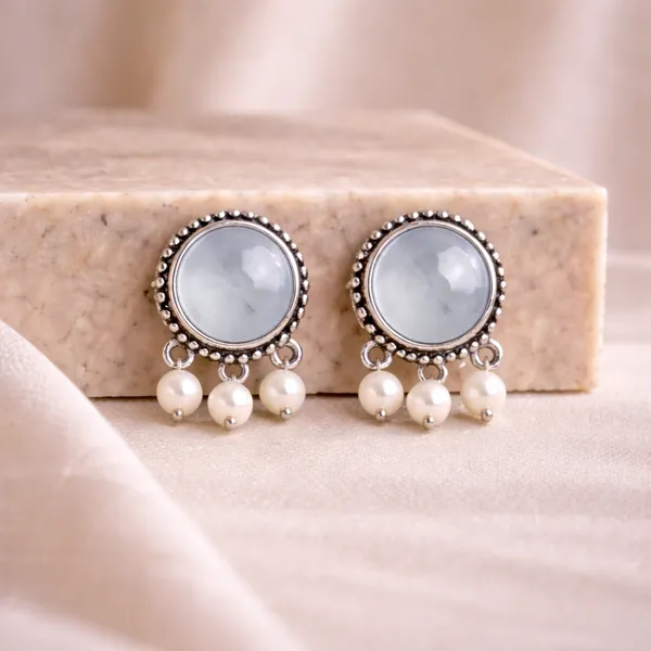 AURIM_BLAIR_STUD_EARRINGS_BRASS_HALO_DROP_With_FRESHWATER_PEARLS_LIGHT_GREY