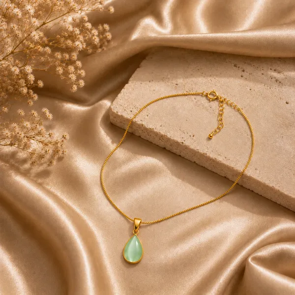 MONALISA_TEARDROP_PENDANT_NECKLACE_-_MINTY_GREEN