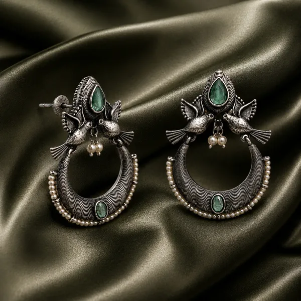Mayura_Sage_Pearl_Hoop_Earrings