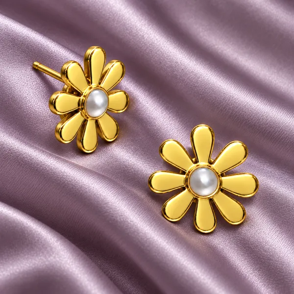 Pearl_Bloom_Stud_Earrings