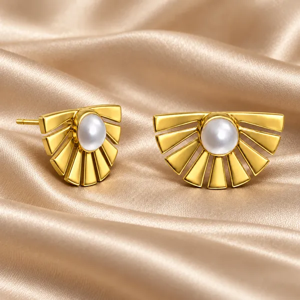 Pearl_Fan_Stud_Earrings