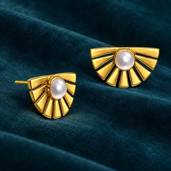Pearl_Fan_Stud_Earrings