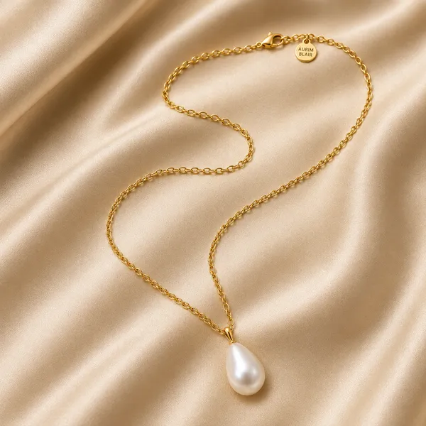 TEARDROP_PEARL_PENDANT_NECKLACE_BY_AURIM_BLAIR_