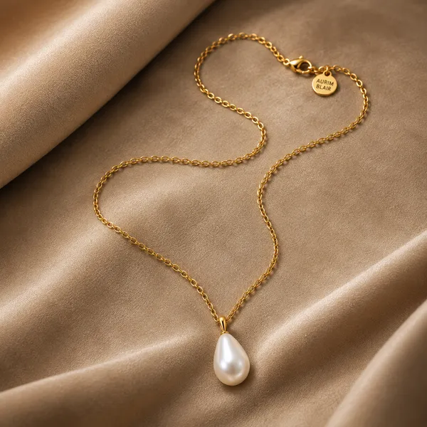 TEARDROP_PEARL_PENDANT_NECKLACE_BY_AURIM_BLAIR_