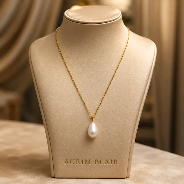 TEARDROP_PEARL_PENDANT_NECKLACE_BY_AURIM_BLAIR_