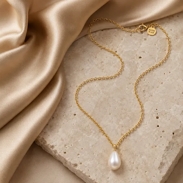 TEARDROP_PEARL_PENDANT_NECKLACE_BY_AURIM_BLAIR_