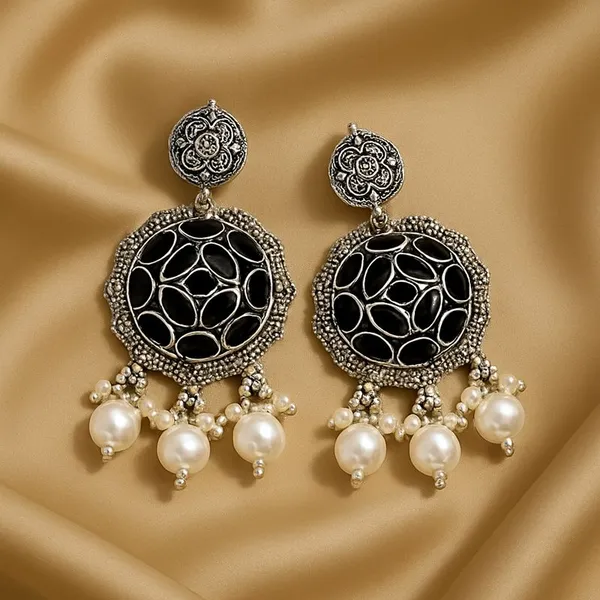 AURIM_BLAIR_STUD_EARRINGS_GERMAN_SILVER_CHAANDBALI_CRYSTAL_&_FRESH_WATER_JUNKA_BLACK