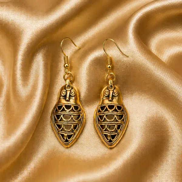 AURIM_BLAIR_EARRINGS_BRASS__DHOKRA_OWL_SHAPE_GODDESS_LAKSHMI_VEHICLE