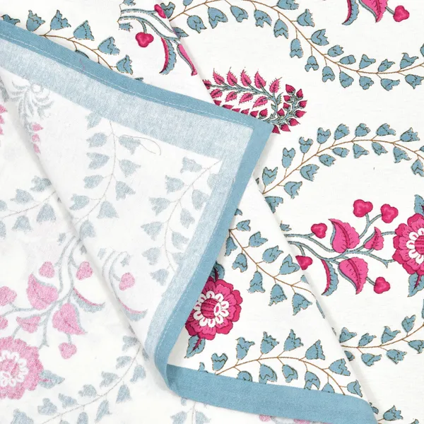 Blockbird_Royal_Mughal_Canvas_Table_Mat_And_Runner_Set_Pure_Cotton