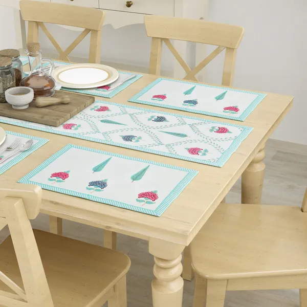 Blockbird_Cherrywood_Glow_Canvas_Table_Mat_And_Runner_Set_Pure_Cotton