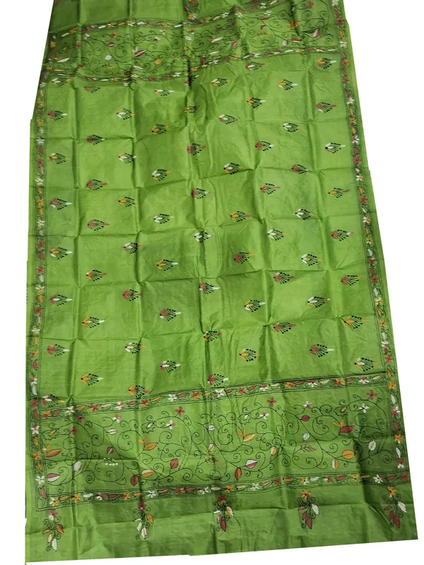 GREEN_COLOUR_SILK_SCARF_WITH_KANTHA_STICH_WORK_LENGTH_2_METER_&_WIDTH_44_INCHES