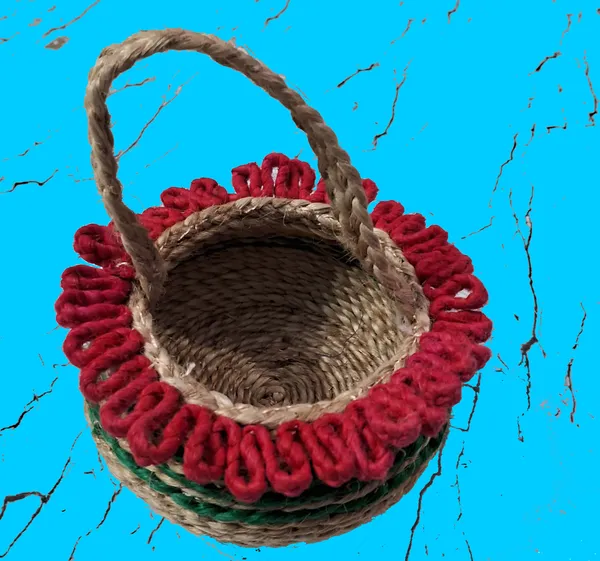 JUTE_MADE_FLOWER_POT_FOR_POOJA_PURPOSE