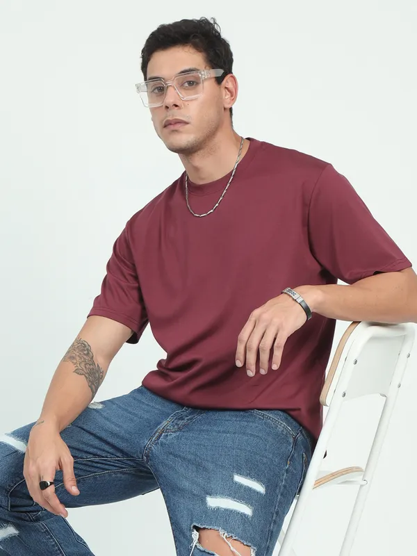 Unisex_GSM_240_Maroon_Tensel_Viscose_Round_Neck_Light_Weight_Drop-Shoulder_Sleeves_Oversized_T-Shirt