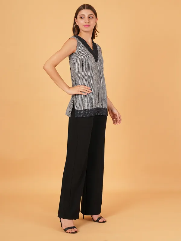 Black_Cotton_Short_Kurti