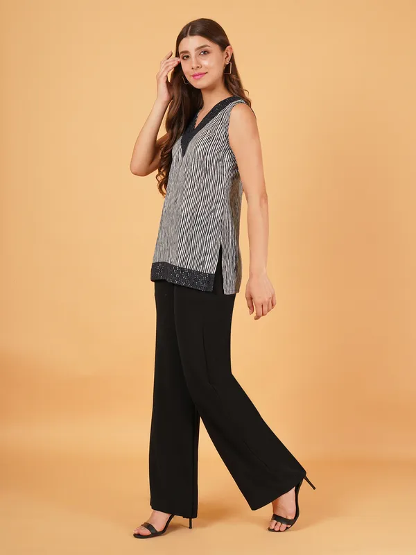 Black_Cotton_Short_Kurti