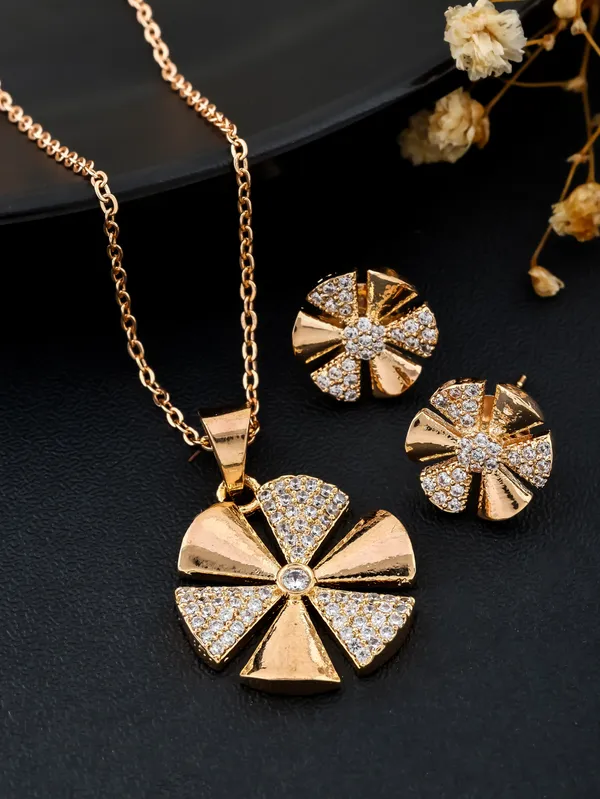 Golden_Plated_Earings_With_Pendant_For_Women