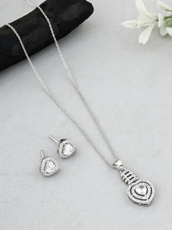 Silver_Plated_Earings_With_Pendant_For_Women
