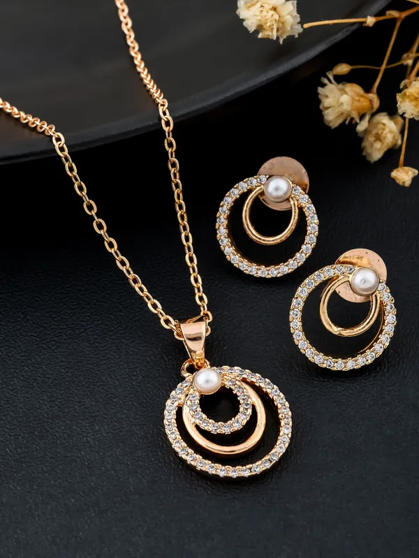 Golden_Plated_Earings_With_Pendant_For_Women