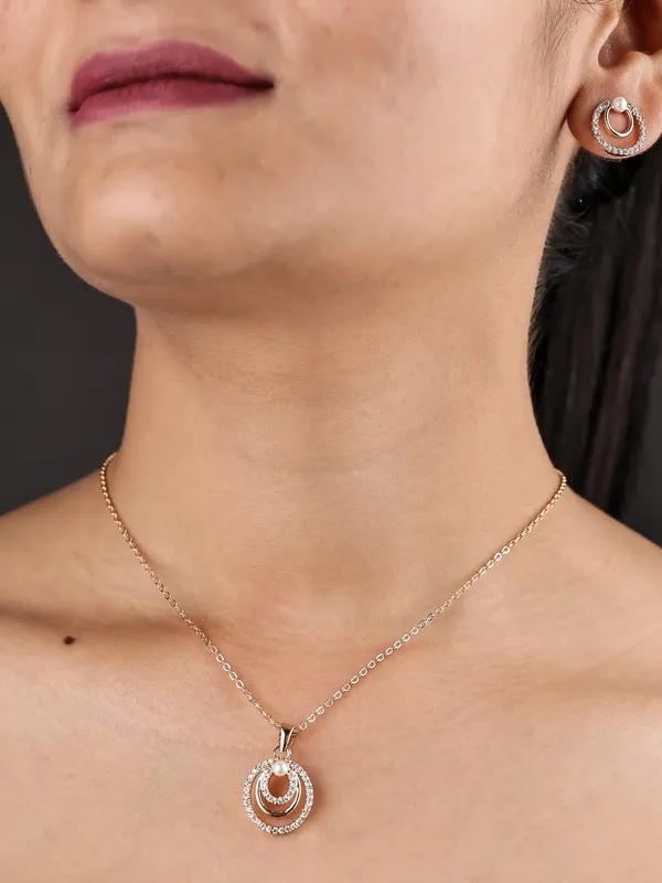 Golden_Plated_Earings_With_Pendant_For_Women