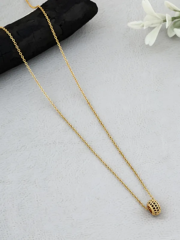 Golden_Plated_Fancy_Necklace_With_Pendant_For_Women