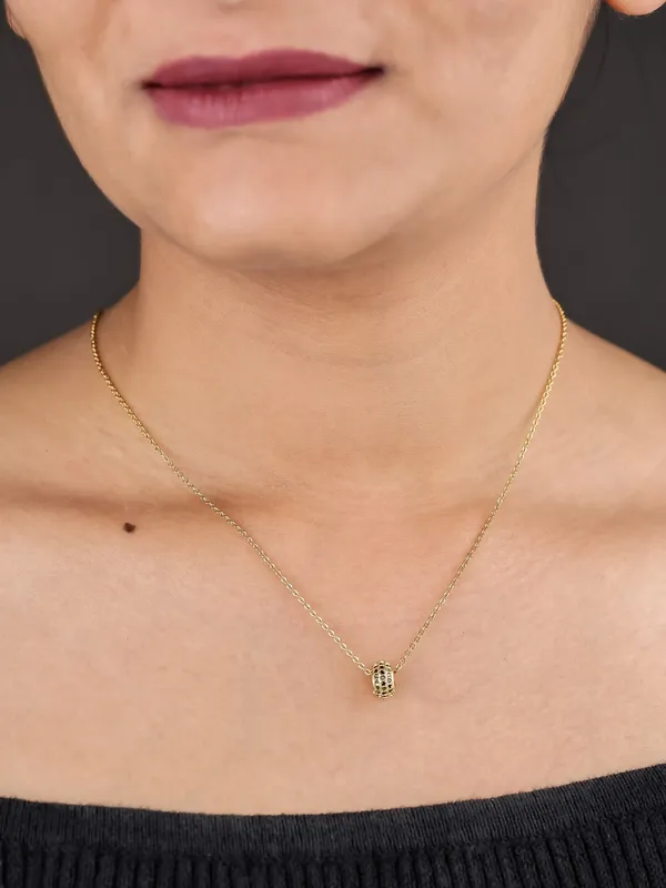 Golden_Plated_Fancy_Necklace_With_Pendant_For_Women