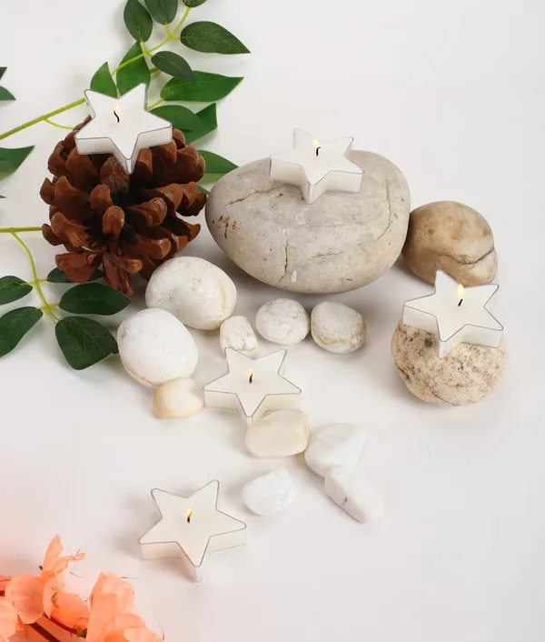 Set_Of_8_White_Candles_Star_Shaped_T_Light,_Scented_(White_-_Jasmine)