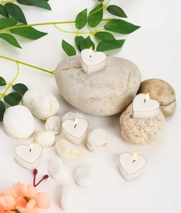 Pack_of_10_White_Candles_Scented_Heart_Shaped_Tealights_For_Home_Decor(White_-_Jasmine),_Scented_Wax_Tealight