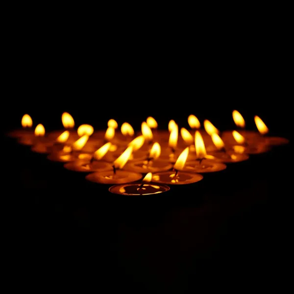 Set_of_100_White_Candles_Paraffin_Wax_Candles_Tea_Light,_3_Hr_Burn_Time,_No_Residue_Diwali_Decoration,Smokeless_Unscented