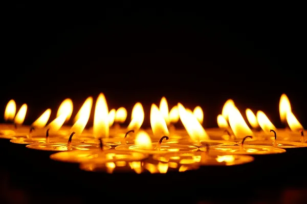 Set_of_100_White_Candles_Paraffin_Wax_Candles_Tea_Light,_3_Hr_Burn_Time,_No_Residue_Diwali_Decoration,Smokeless_Unscented