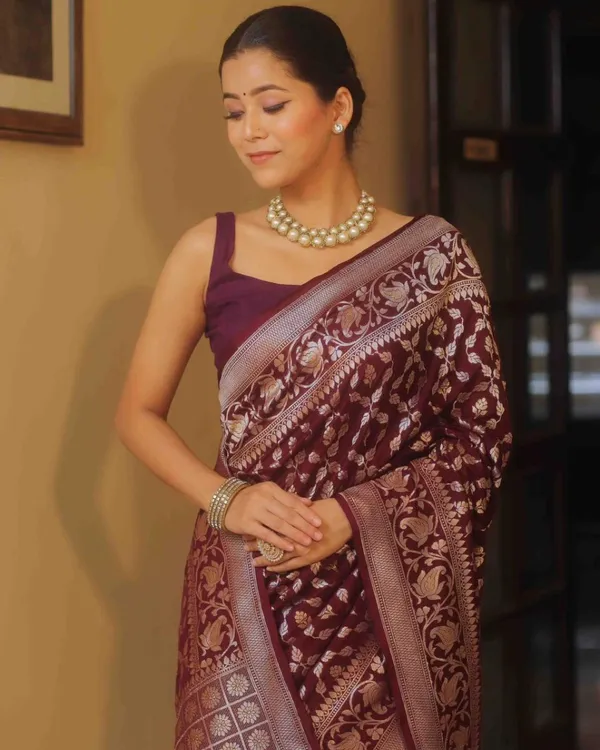 Maroon_Color_Latest_Drop_Soft_Banarasi_Silk_Saree_with_Classy_Bloue_Piece